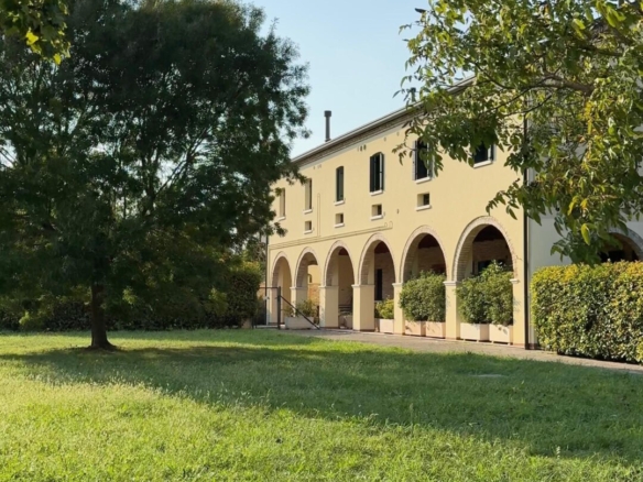 RAFFINATO DUPLEX DAL DESIGN CONTEMPORANEO - FS Immobiliare