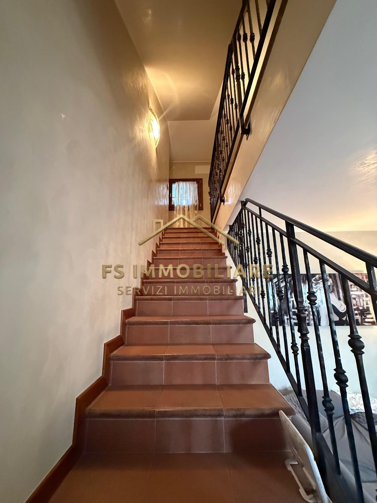 scala_watermark_18